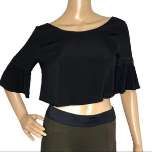 JAPONICA Black Cropped 1/2 Bell Sleeve Blouse Small